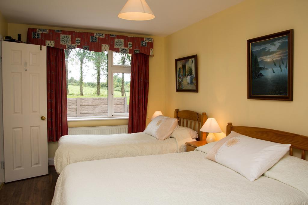 Bed and Breakfast Knights Haven à Glin Extérieur photo